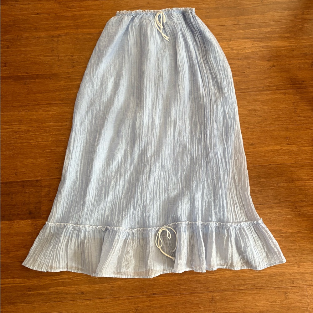 Women's Long Light Blue Crinkle Skirt, Lined